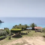 Esmeraldo 3*