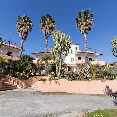 Aparthotel Esmeraldo
