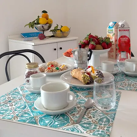 Esmeraldo Aparthotel 3*