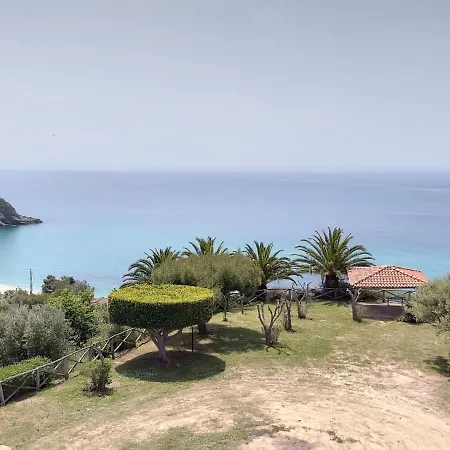Esmeraldo 3*