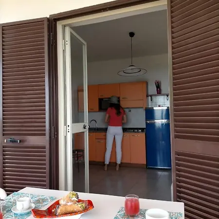 Aparthotel Esmeraldo 3*