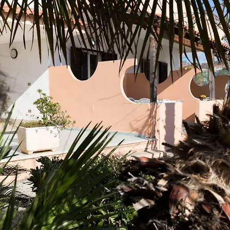 Esmeraldo Hotel apartamentowy Capo Vaticano