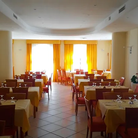 Esmeraldo Apartahotel Capo Vaticano