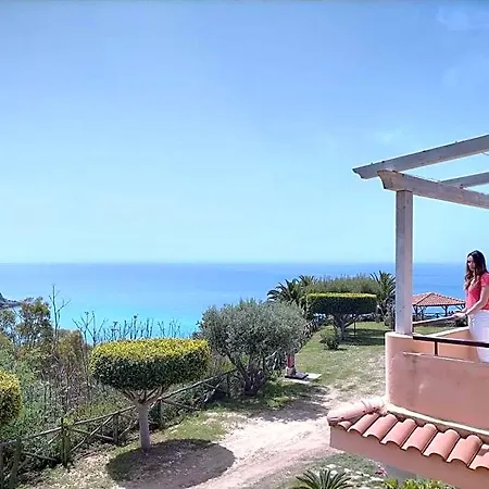 Esmeraldo Apartahotel 3*