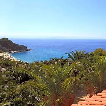 Apartahotel Esmeraldo 3*