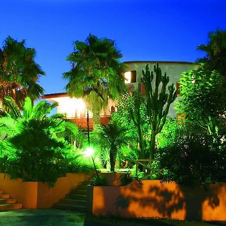 Hotel apartamentowy Esmeraldo Capo Vaticano