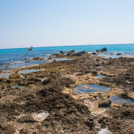 Aparthotel Esmeraldo 3*