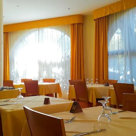 Esmeraldo Aparthotel 3*